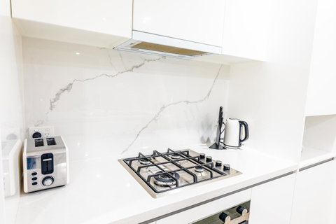 Near Train Station, New 2 BR Apt/free Parking - Inverell Accommodation 13