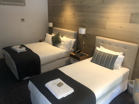 Crown Hotel Surry Hills - Inverell Accommodation 11