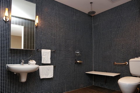 Crown Hotel Surry Hills - Inverell Accommodation 24