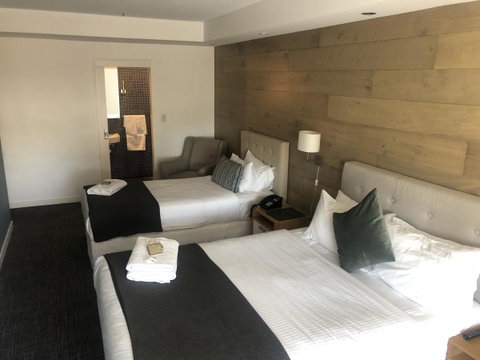 Crown Hotel Surry Hills - Inverell Accommodation 16