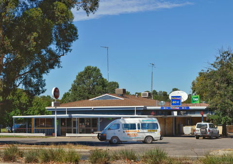 Brolga Hotel Motel - Coleambally - Inverell Accommodation 29