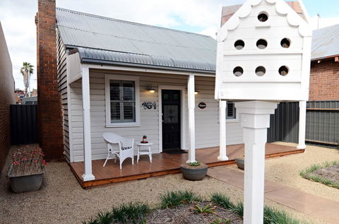Thelma's Temora - Inverell Accommodation 0