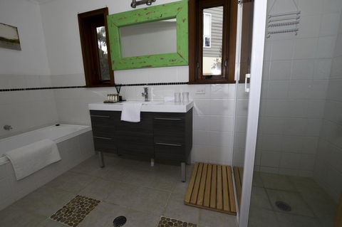 The Point - Exceptional - Inverell Accommodation 29
