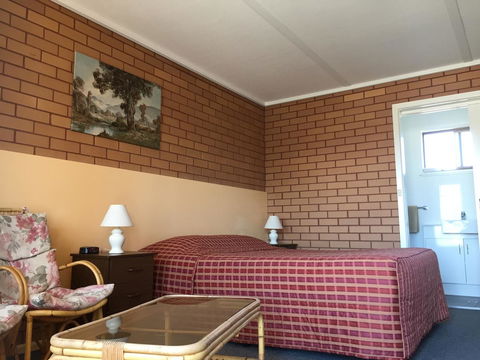 Deniliquin Motel - Inverell Accommodation 8