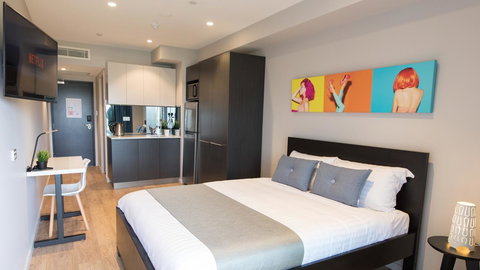 Studio 8 Residences - Adults Only - Inverell Accommodation 1