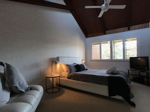 Treetops Everglades Villa - Inverell Accommodation 26