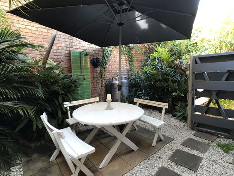 Treetops Everglades Villa - Inverell Accommodation 17