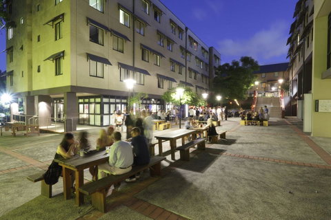 Sydney University Village - Inverell Accommodation 12