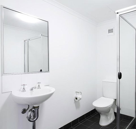 Sydney University Village - Inverell Accommodation 1