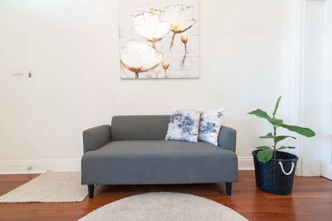 The Rocksberry - Inverell Accommodation 1