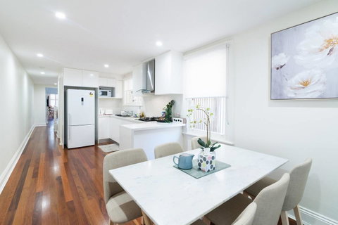 The Rocksberry - Inverell Accommodation 18