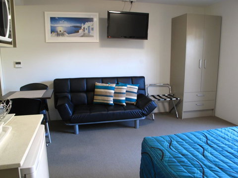 Strathfield Executive Accommodation - Inverell Accommodation 21