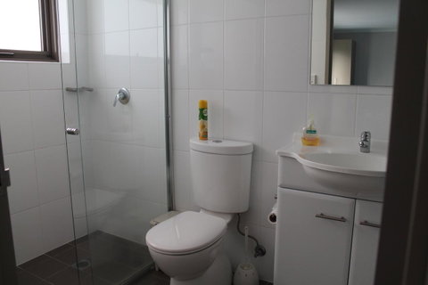 Strathfield Executive Accommodation - Inverell Accommodation 16