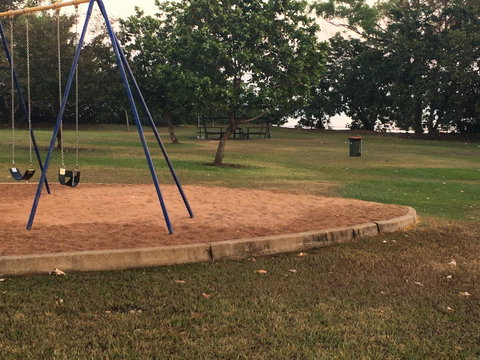 Nightcliff Foreshore Getaway - McKay Gardens - Inverell Accommodation 34