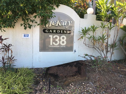 Nightcliff Foreshore Getaway - McKay Gardens - Inverell Accommodation 2