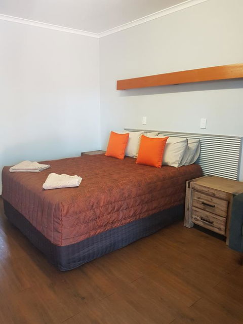Safari Lodge Motel - Inverell Accommodation 0