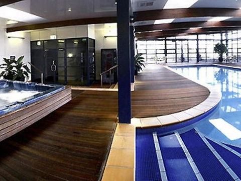 Novotel Canberra - Inverell Accommodation 13