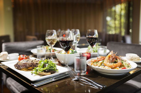 Novotel Canberra - Inverell Accommodation 37