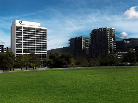 QT Canberra - Inverell Accommodation 16