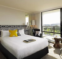 QT Canberra - Inverell Accommodation