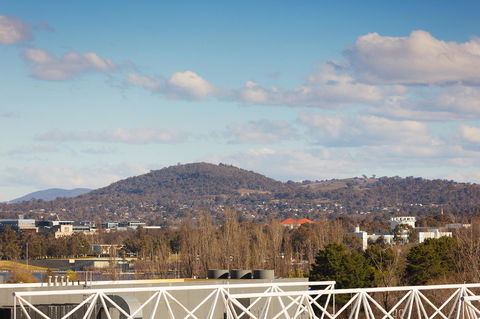 Crowne Plaza Canberra, An IHG Hotel - Inverell Accommodation 16