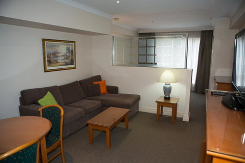 Bond 512 - Inverell Accommodation 2
