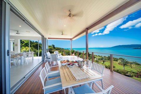 Botanica Breezes Whitsunday - Inverell Accommodation 0