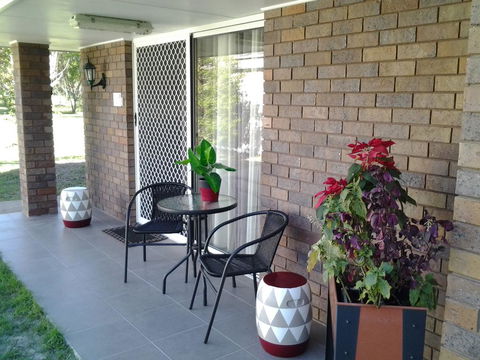 Bottlebrush B & B - Inverell Accommodation 1
