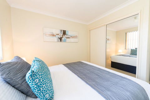 Bottletree Apartments On Bridge - Inverell Accommodation 1