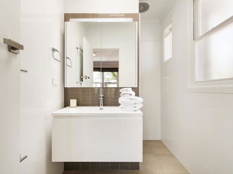 Boutique Stays - Sandy Breeze 1 - Inverell Accommodation 2