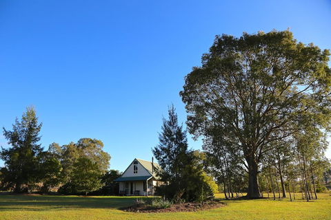 Bracken Ridge Villas - Inverell Accommodation 0