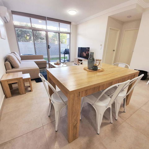 Brand New Family Friendly Apartment For 7 - Inverell Accommodation 3