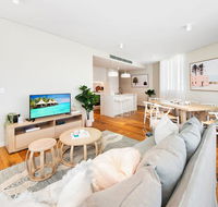 BRAND NEW- Premium Bondi Beach Escape - Inverell Accommodation
