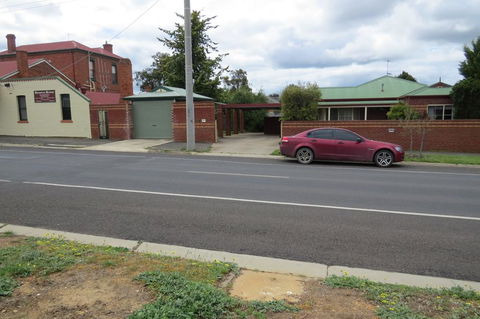 Bristol House Accommodation - Inverell Accommodation 1
