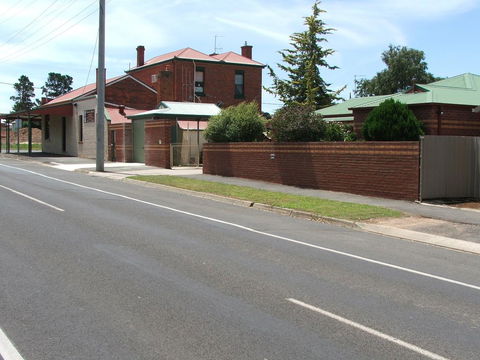 Bristol House Accommodation - Inverell Accommodation 0
