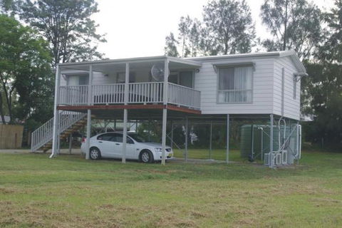 Broke Village Hideaway - Inverell Accommodation 0