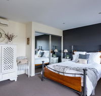 Bungalow on the Coast - Inverell Accommodation