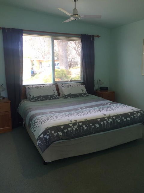 Burnt Creek Cottages - Inverell Accommodation 2