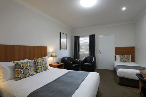 Cadman Motor Inn And Apartments - Inverell Accommodation 0