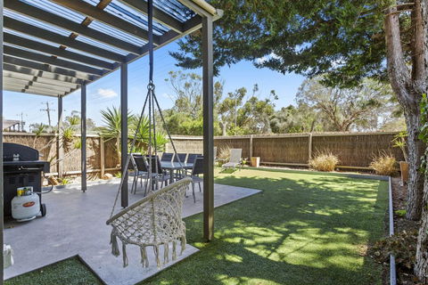 CAPEL'S REST - CAPEL SOUND - Inverell Accommodation 2