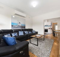Captains Cottage - Inverell Accommodation