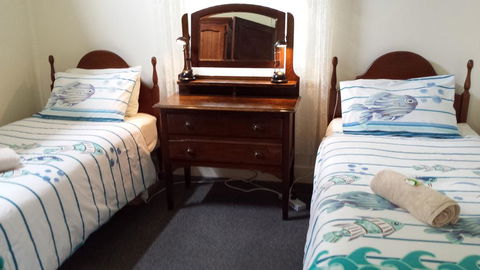 Carisbrook Cottage Queenscliff - Inverell Accommodation 3