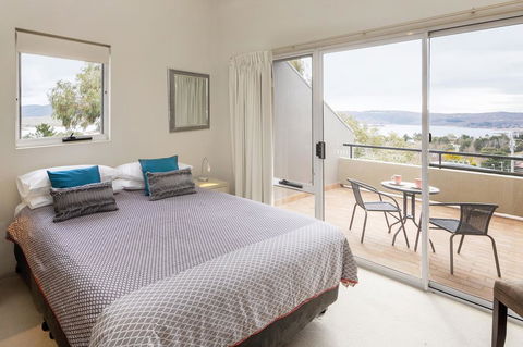 Cascades 18/3 Kurrajong Street - Inverell Accommodation 2