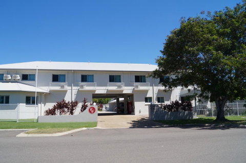 Castle Crest Motel - Inverell Accommodation 0