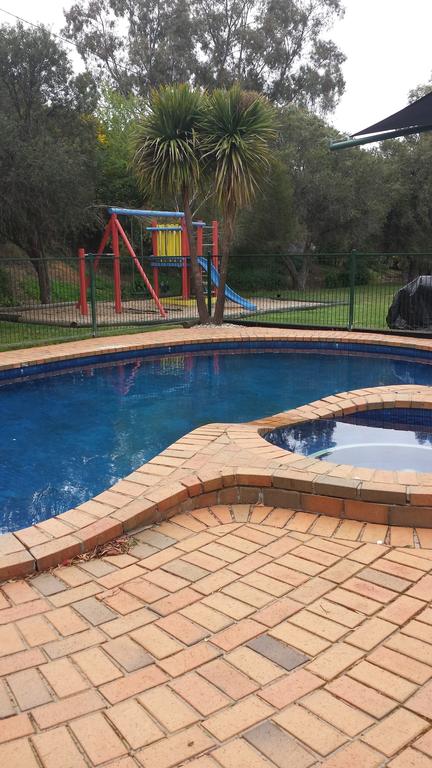 Castle Motel - Inverell Accommodation 3