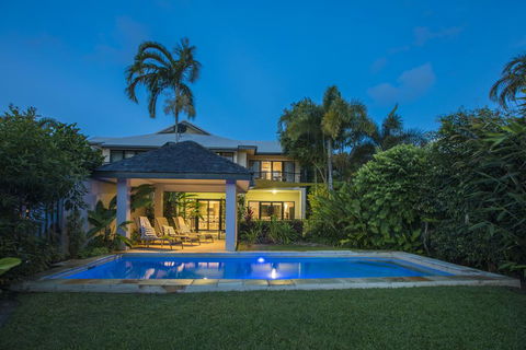 Catalina - Port Douglas - Inverell Accommodation 0