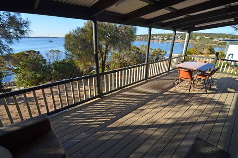 CDC-625 Beach House Incl.rear 2BR Studio - Inverell Accommodation 0