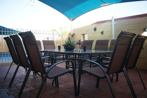 Cedar Lodge Motel - Inverell Accommodation 3