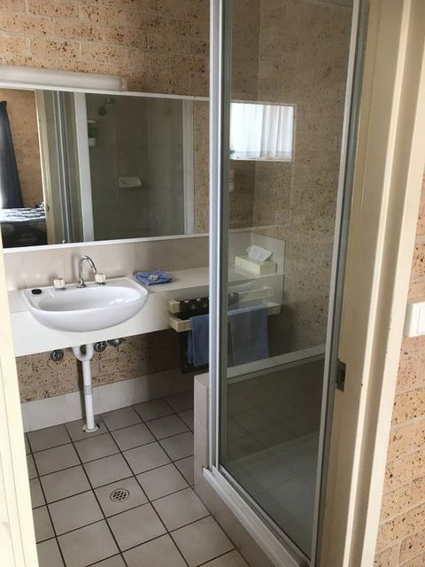 Cedar Lodge Motel - Inverell Accommodation 1