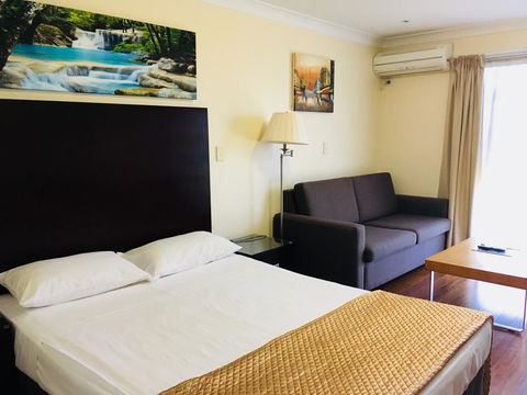 Centenary Motor Inn - Inverell Accommodation 0